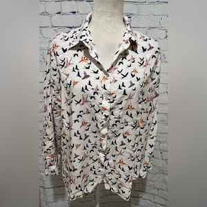 Jane and Delancey Large Bird Print White Hi-Low Roll Tab Sleeve Button Top XL